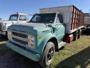 Main image Chevrolet C60